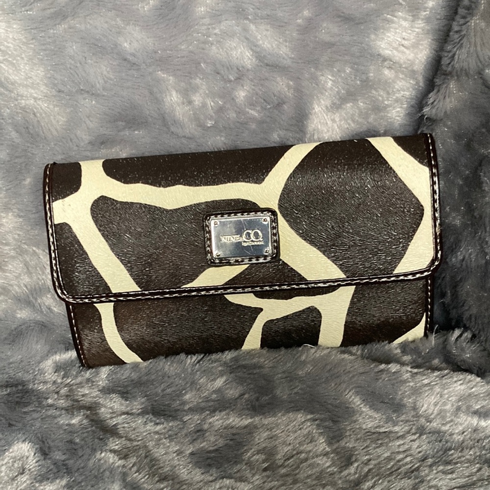 NINE & CO Wallet